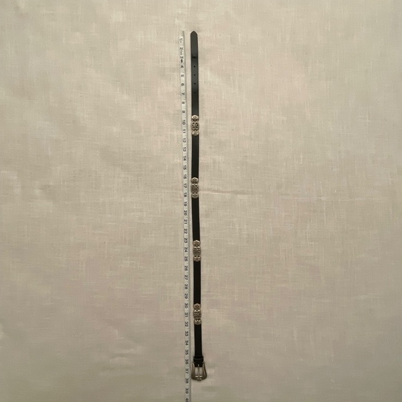 NEW Western Black Leather With Metal Medalions Adjustable Belt Size M/L NWOT - Picture 13 of 16